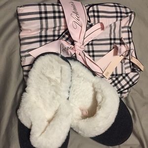 Victoria's Secret Pajamas and Slipper Set